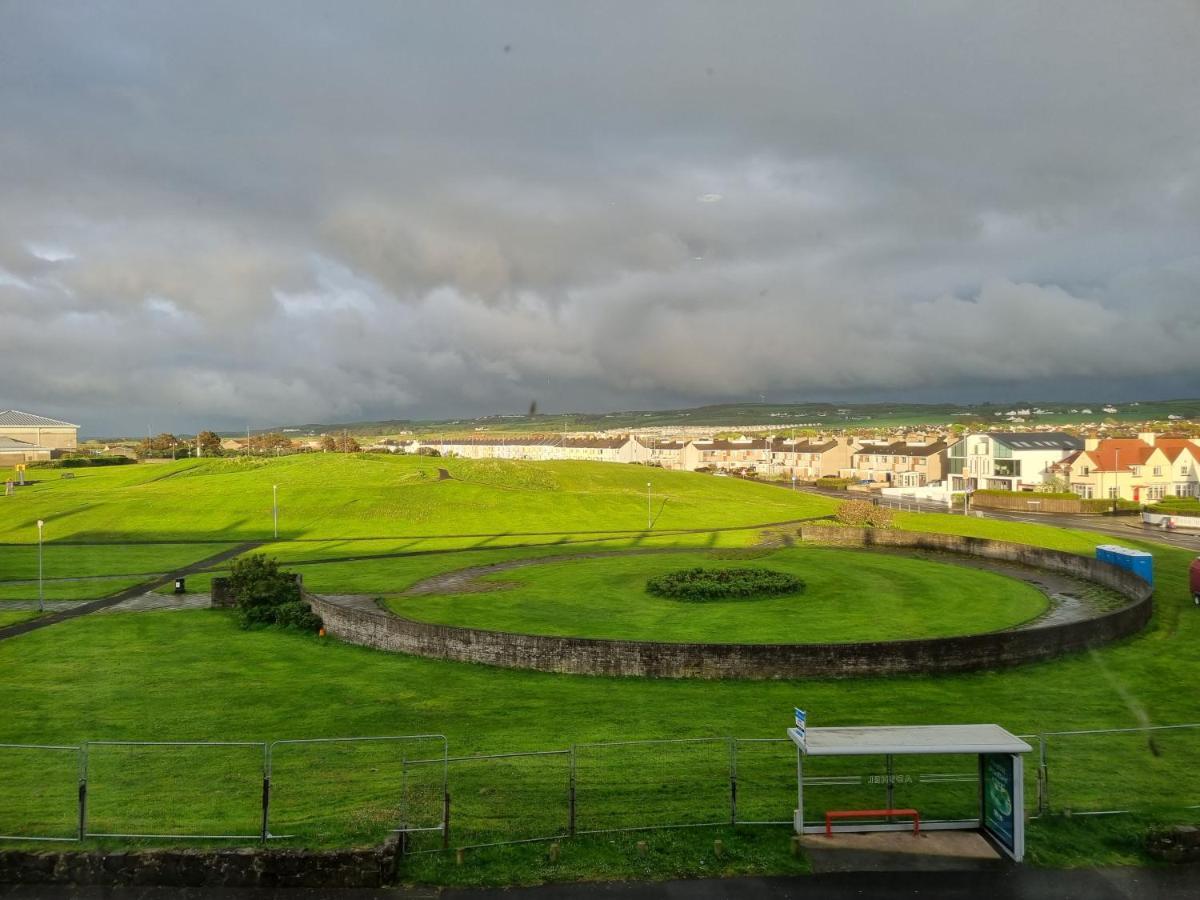 1 West Beach - Dog Friendly - Portrush By The Sea Exteriör bild