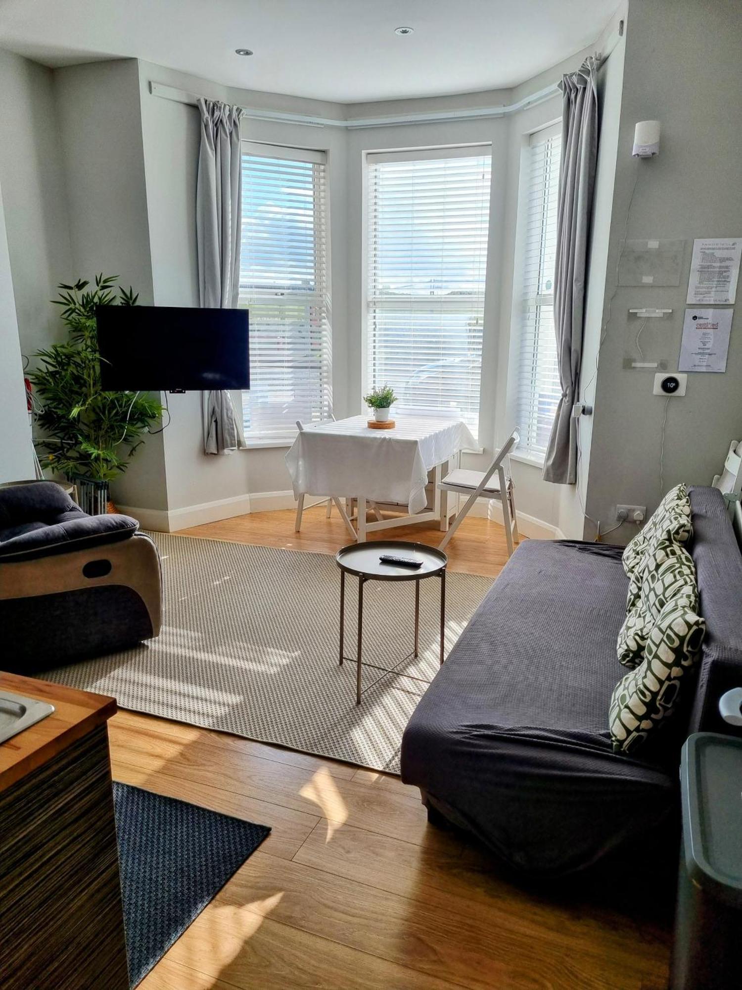 1 West Beach - Dog Friendly - Portrush By The Sea Exteriör bild